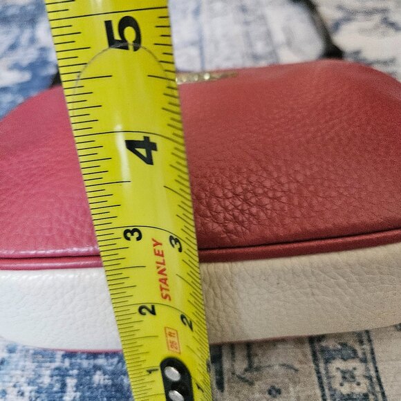 Coach Small Leather Camera Bag in good used condition - Picture 6 of 9